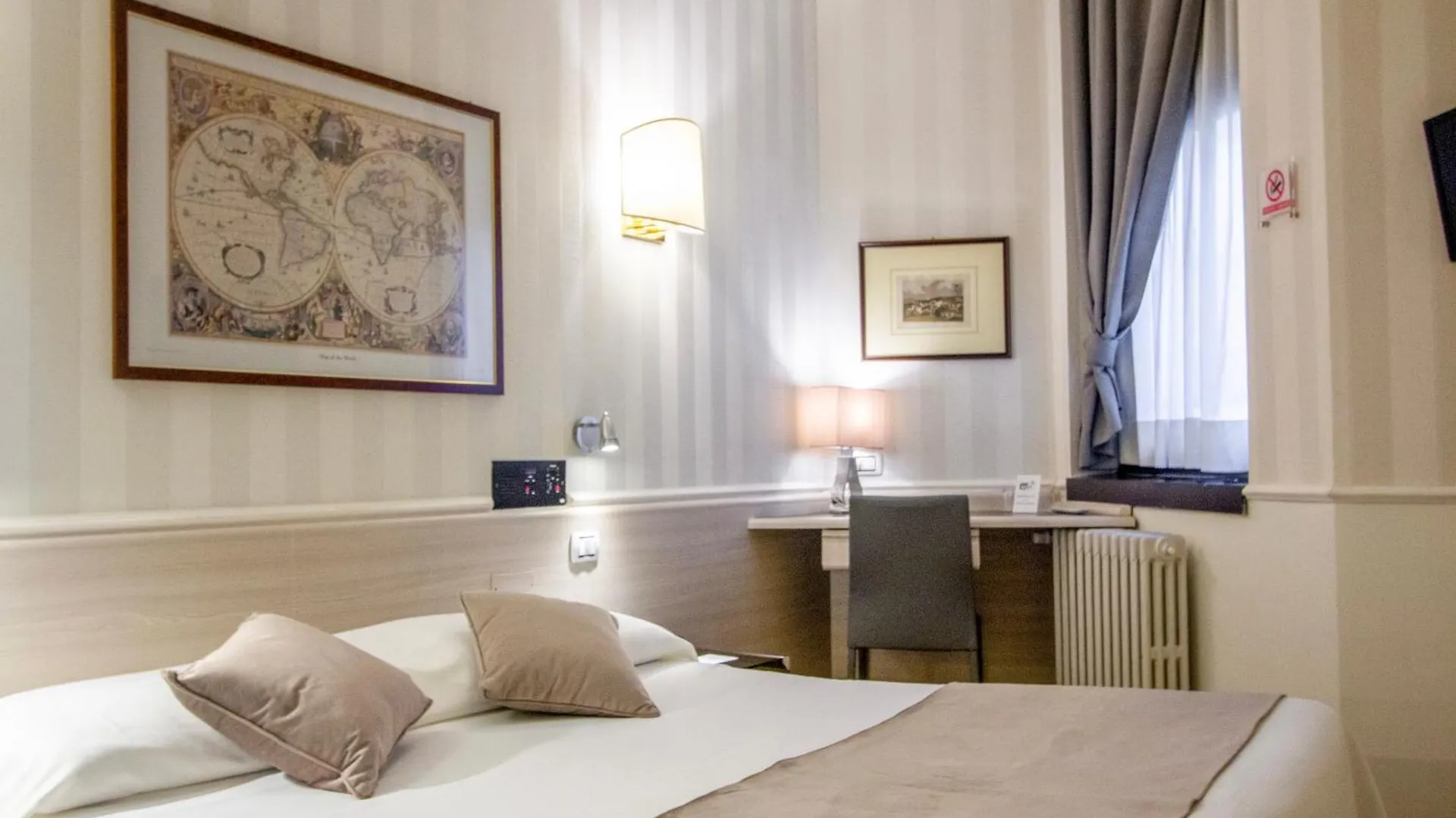 Hotel Flora Milán Italia